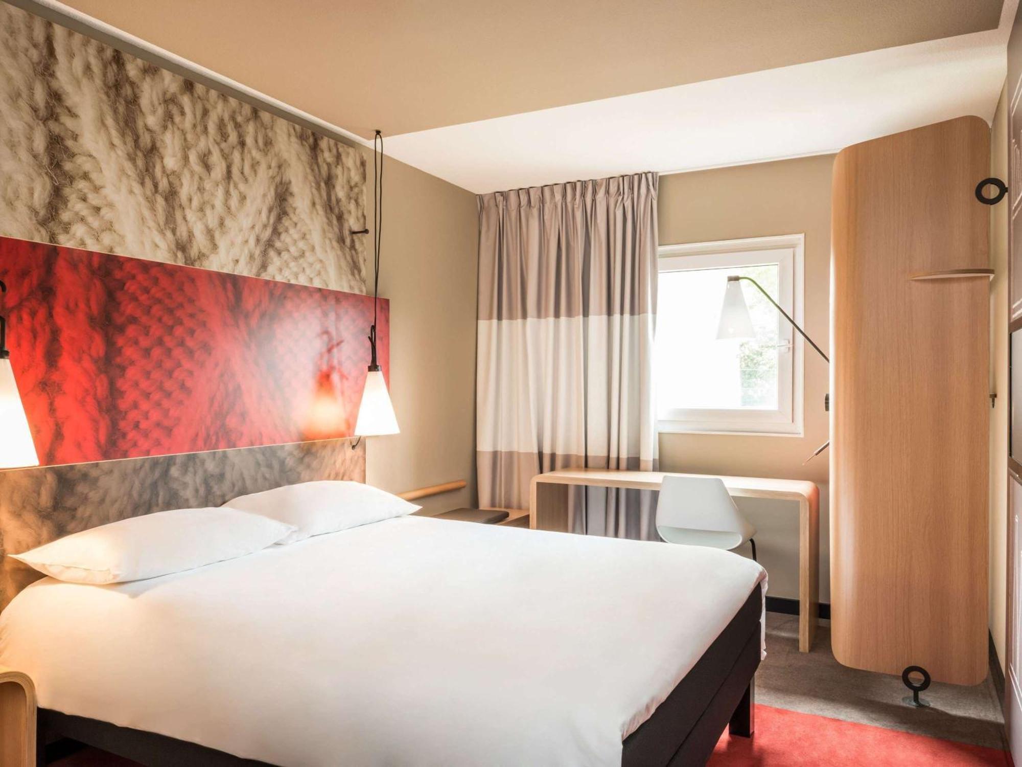 Отель Ibis Rabat Agdal Экстерьер фото