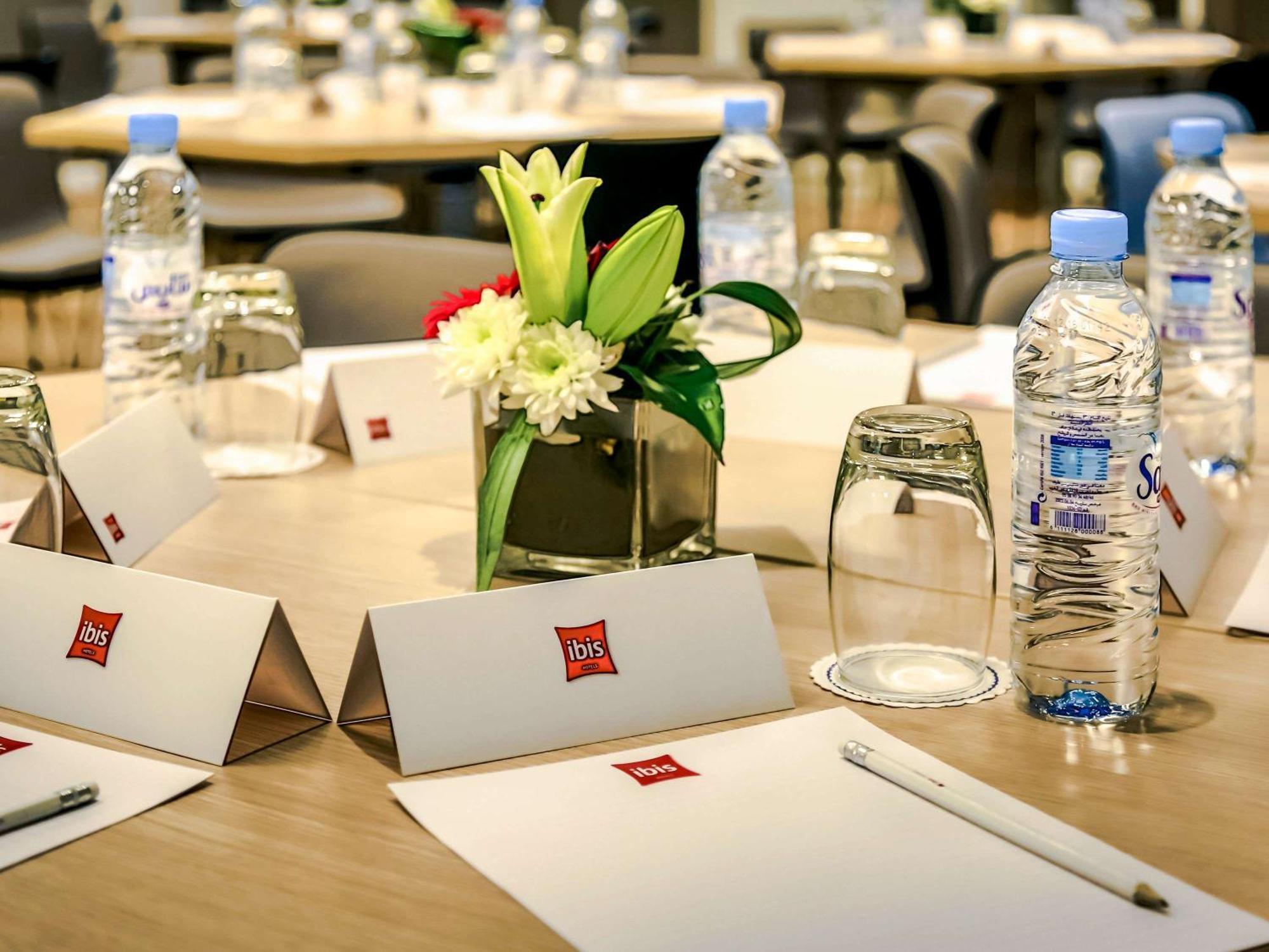 Отель Ibis Rabat Agdal Экстерьер фото